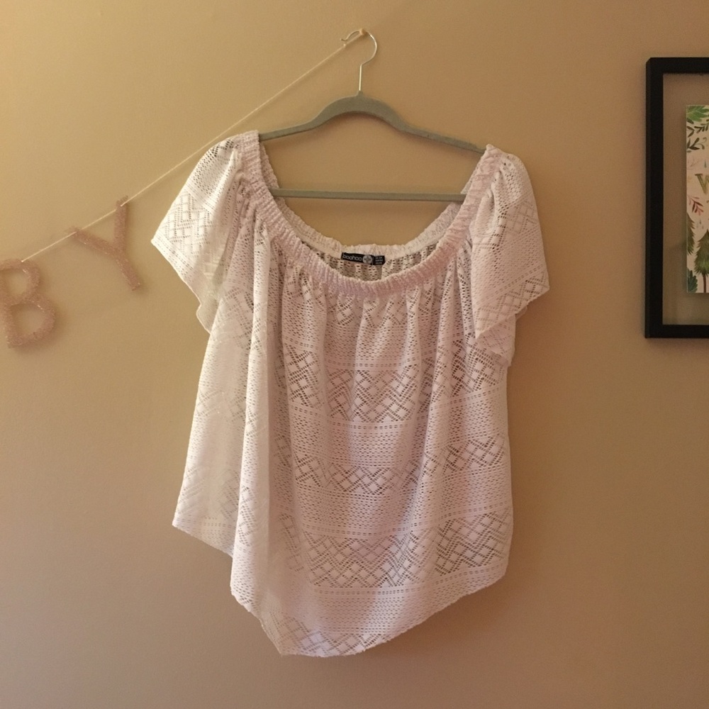 Boohoo Plus White Off-The-Shoulder Crop Top